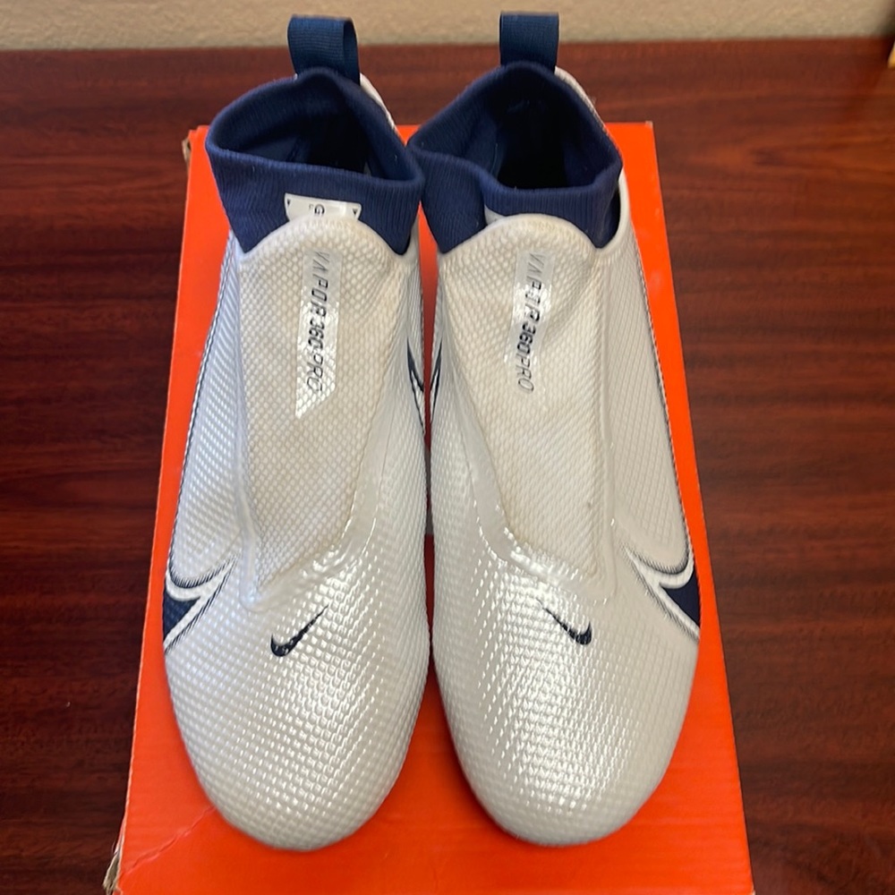 Nike Vapor Edge Pro 360 Size 7